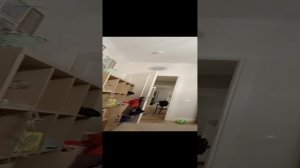 Всем привет И мы сегодня будем прыгать со шкафа