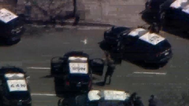 SWAT standoff at Hillcrest donut shop смотреть онлайн