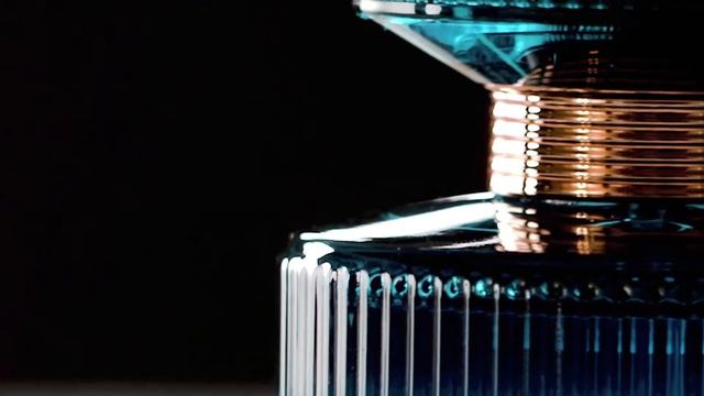 Crystal Eau de Parfum - Amber Elixir Crystal - Oriflame Pakistan смотреть онлайн