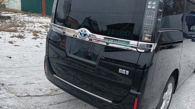 toyota voxy 2017 hybrid смотреть онлайн