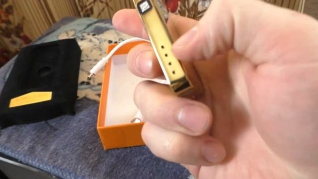 Плазменная зажигалка