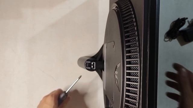 How to Set-Up the LG Ultragear 24GN60R 144Hz 24inches Monitor? смотреть онлайн