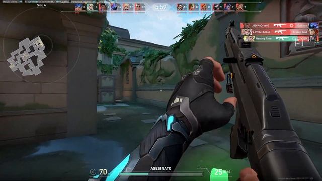 Como es jugar VALORANT con TIGO UNE смотреть онлайн