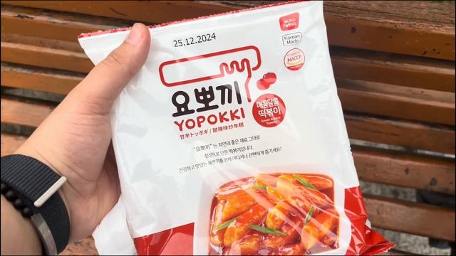 Пробую Корейскую еду Ramen. 🍜 смотреть онлайн