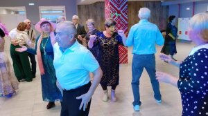 А надо влюбился.... 30.11.24.