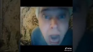 ГЕННАДИЙ ГОРИН ЧИХАЕТ