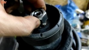 восстановление стоек амортизаторов на Ауди 80 б4