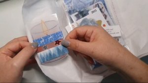 Что в Зимней коробочке? Рассматриваем содержимое ))