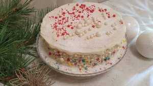 ⛄🎂Тортик очень вкусный и праздничный!💫Крем с белым шоколадом и кокосовой стружкой.🌫️☁️