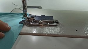 Спец лапка для подворота, отстрочки. подходит  на промку и бытовую.Идеальная отсрочка это возможно.