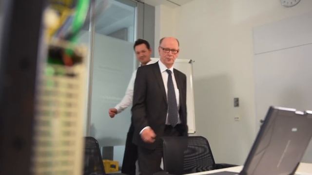 Expert talk mit Thomas Schott - Digitalisierung in Automotive смотреть онлайн