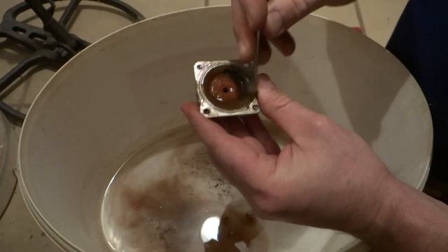 Vyčištění spínače tlaku vody