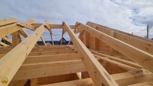 Устройство стропильной системы крыши дома из бруса. Обзор строительства дома 6 на 8 с террасой