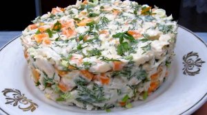 Салат Необычный, очень напоминает вкус раков. Крабовый салат есть, теперь будет и раковый.