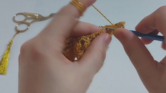 Kolay Üçgen Şal Modeli /En Yeni Örgü Şal Modelleri / chal triangular de ganchillo