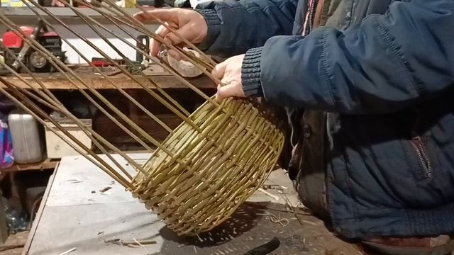плетение 4к корзины часть вторая отличная корзина получилась быстро сплелась