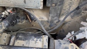 Не запускается ДВС   #hitachi #hitachiexcavator HITACHI ZX 670