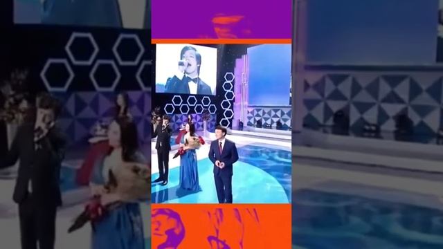Димаш гордится своими родителями и неустанно благодарит их на каждом концерте