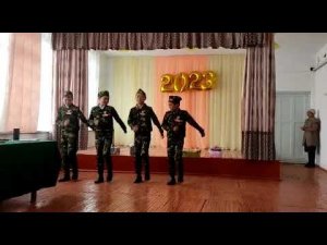 Марш тебүү 6-а класстын окуучулары.