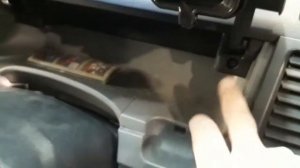 Toyota Noah. Процесс установки сигнализации с автозапуском.