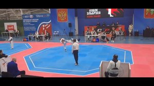 Алексей Погосян 30.11.24 красный жилет 1 бой