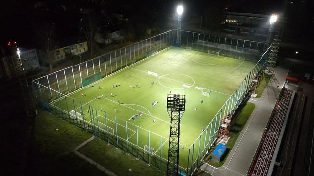 Вечерний футбол в Жигулевске смотреть онлайн