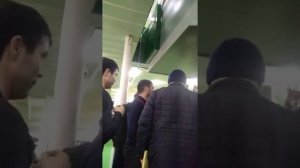Разбор между Таджиками и Азербайджанами смотреть до конца