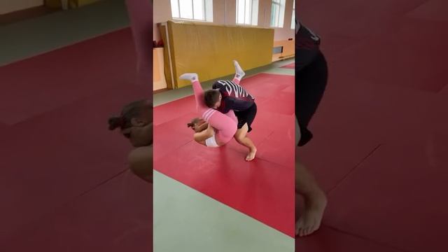 214_самооборона девочки #shortsvideo #mma #martialarts