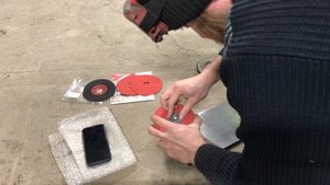 Фибровый или шлифовальный круг