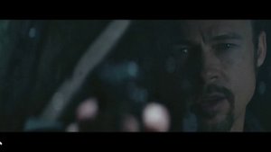 Сцена убийства Марки Траттмена (Ограбление казино (2012)). Легендарный фильм. Брэд Питт. Рэй Лиотта.