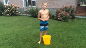 Облейся холодной водой челендж