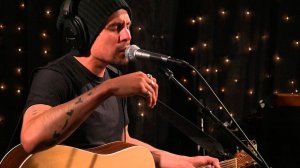Low Roar - I'll Keep Coming (Live on KEXP)