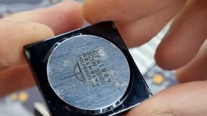 Часы omax spaceman как достать механизм из корпуса?
