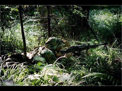 отряд солдат в засаде