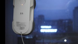 Тестирование Робота-мойщика окон HUTT DDC56 Аварийная остановка