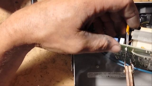 Naprawa sterownika pieca Titanic po przepięciu смотреть онлайн