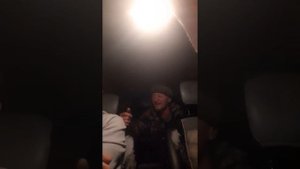 сын бьёт отца, рассказ