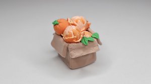 Лепим мандарины из воздушного пластилина
