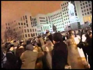 50_Разгон_демонстрации_Начало  разгона демонстрации.flv