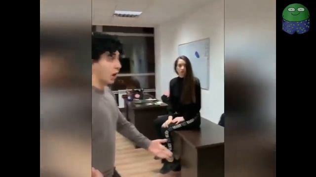 ЛУЧШИЕ ПРИКОЛЫ ржака до слез угар ЗАСМЕЯЛСЯ - ПОДПИСАЛСЯ!! Cube №1
