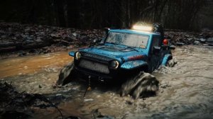 Водитель Jeep Crossrc EMOX экстремальная грязь