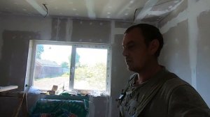 Сам заделал швы гипсокартона шпаклевкой с армирующей лентой !Два дня и готово!
