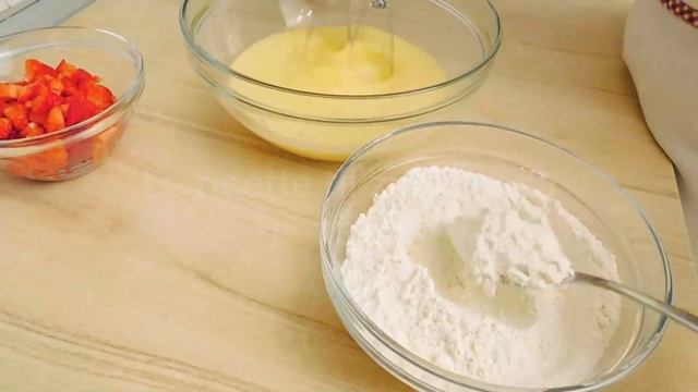 Plumcake sofficissimo fragole e panna 🍓 È così buono. смотреть онлайн