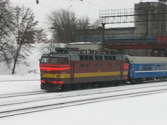 ЧС4Т-474 (РЖД/Мск, ТЧ-41 Вязьма) с поездом №21 Москва - Прага (РЖД/Мск)