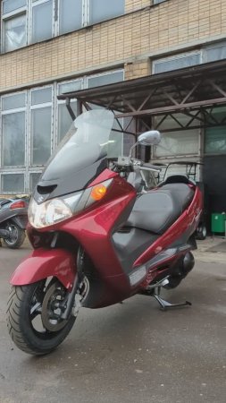 Самая удачный в линейке Suzuki SkyWave 400