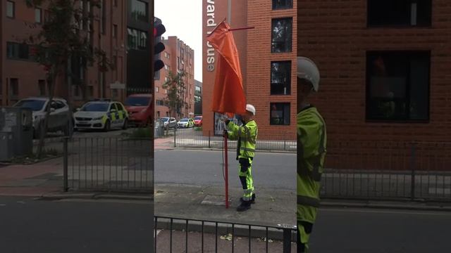 Removing a Traffic light CoverMe bagging System