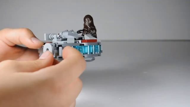 LEGO STARWARS MILLENNIUM FALCON MICROFIGHTER смотреть онлайн