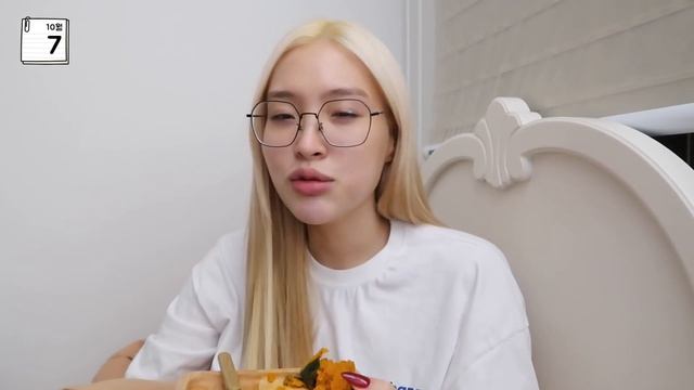 EN)Diet Vlog #34🥙 바디프로필 D-2 죽지 않을 만큼 먹고 죽을 만큼 운동하..는건 건강에 안 좋아요. смотреть онлайн