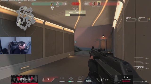 TenZ Tries The Shroud Crosshair & Gets A Nasty ACE