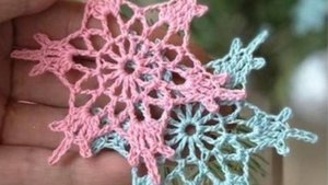 НОВОГОДНЯЯ СНЕЖИНКА . Вязание и блокировка. Подробный МК.